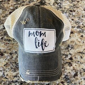 Distressed 'Mom Life' Cap